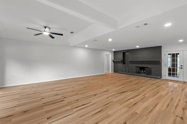 Building Photo - 801 Lime Rock Dr