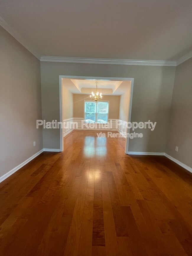 Building Photo - 4916 Durley Ln SE