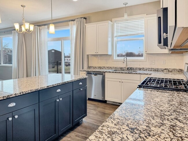 Building Photo - 5526 Wisconsin Ave N