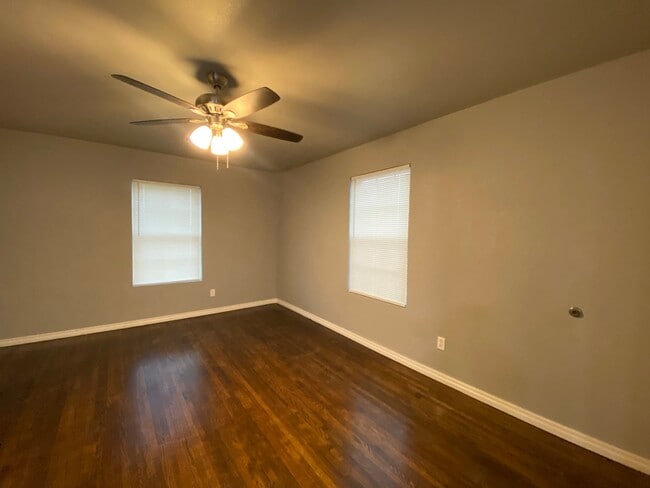 Building Photo - 1304 N 73rd E Ave