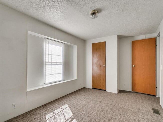 Building Photo - 7741 142nd St