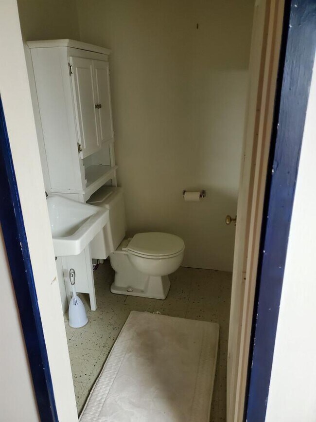 Building Photo - 3 bedroom in Billings MT 59102