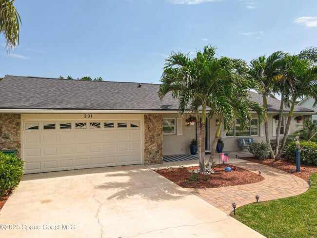 Building Photo - 201 Woody Cir