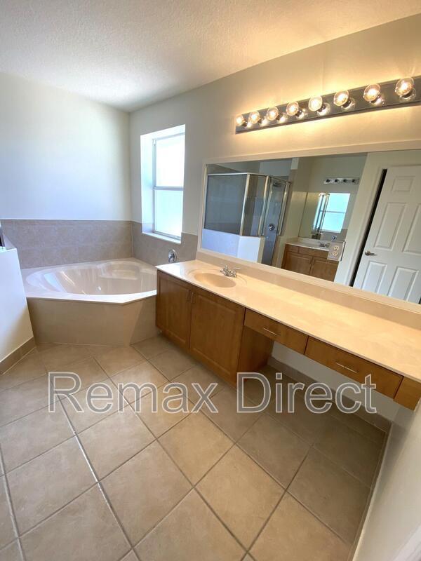 Building Photo - 3298 Turtle Cove