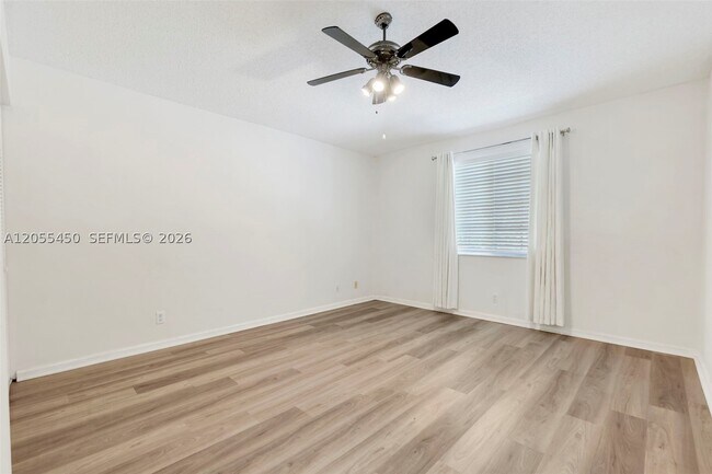 Building Photo - 7370 NW 61st Terrace