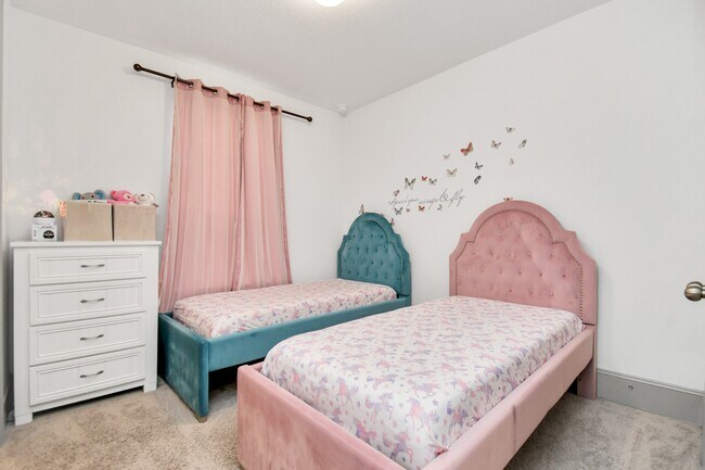 Building Photo - 8726 Marina Alto Ln