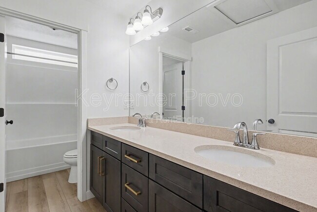 Building Photo - 4152 E Bonne Vista Dr