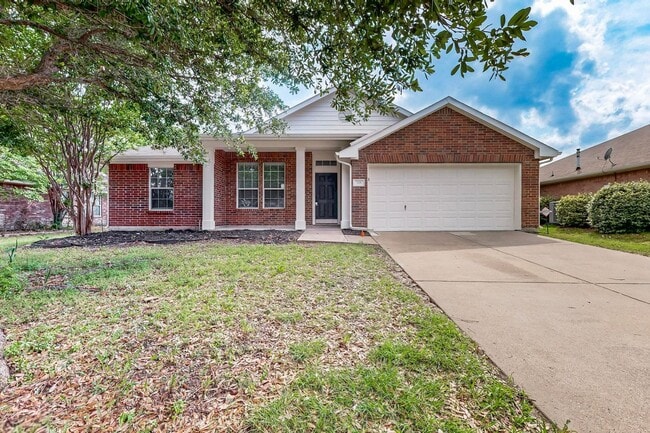 Building Photo - 123 Hackberry Trail