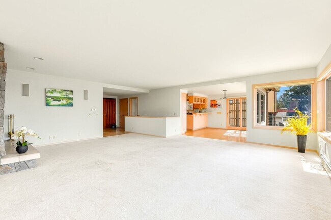 Building Photo - Fantastic South Hill Home for Rent!!!!
