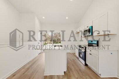 Building Photo - 5301 N Pinecrest Ct