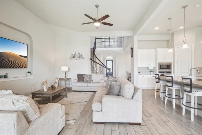Building Photo - 29446 Westhope Dr