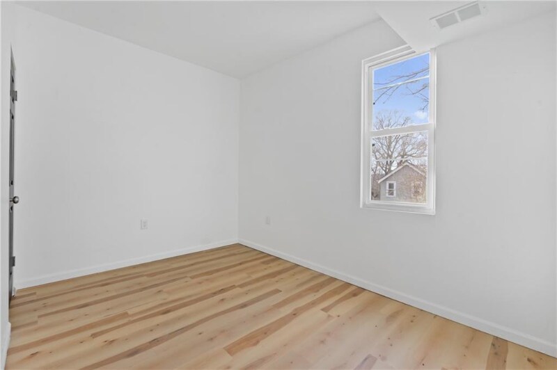 Building Photo - 7711 Westmoreland Ave