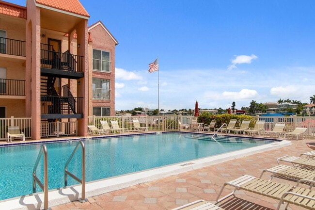 Building Photo - 8921 Blind Pass Rd