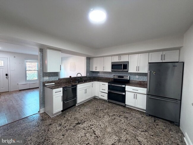 Building Photo - 24 Wilcox Ct