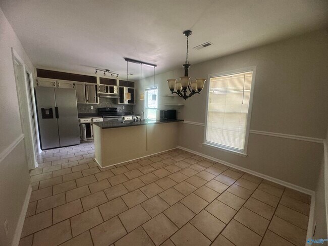 Building Photo - 792 Seina Vista Dr
