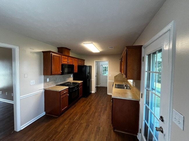 Building Photo - Beautiful Total Electric Home In Phenix Ci...
