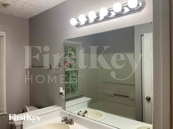 Building Photo - 3705 Birmi Dr