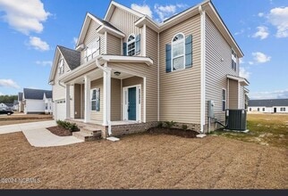 Building Photo - 2519 Dakota Dr