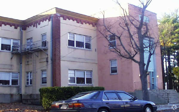 Building Photo - Carroll River Apartments