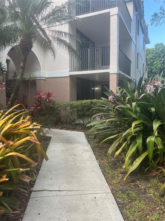 Building Photo - 10101 W Sunrise Blvd