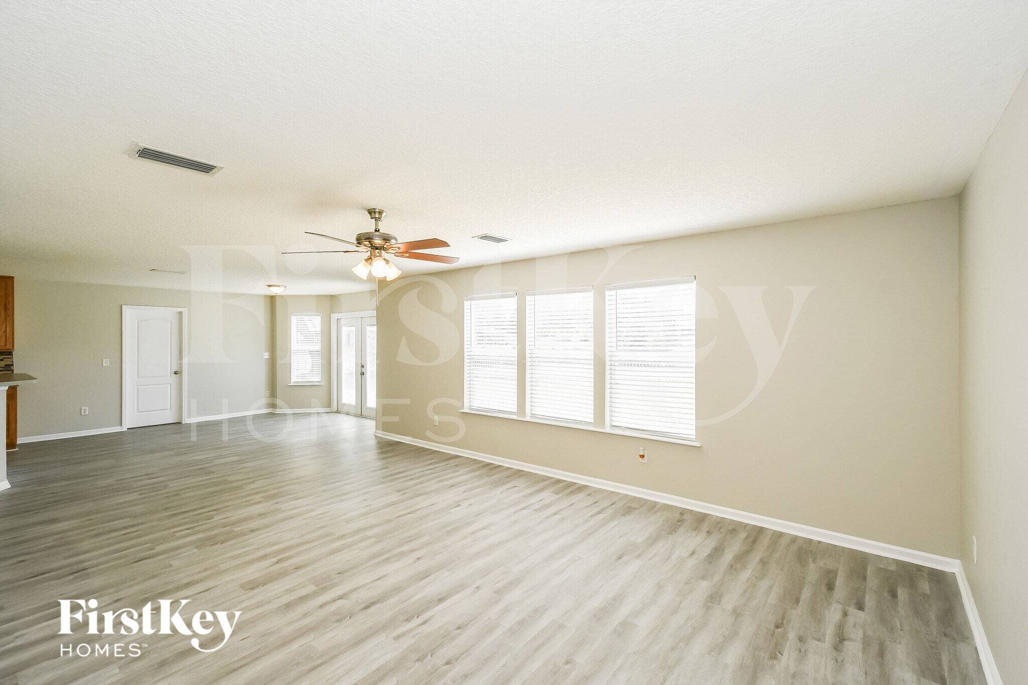 Building Photo - 9634 Hazel Lake Dr