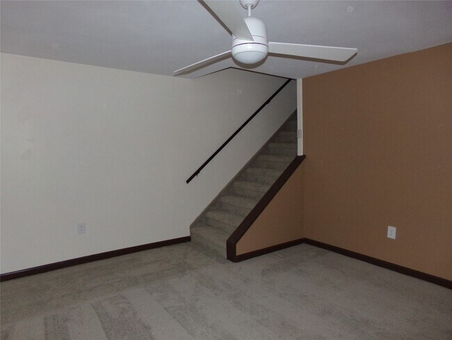 Building Photo - 900 Wallace St