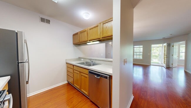 Building Photo - 2771 S Knightsbridge Cir