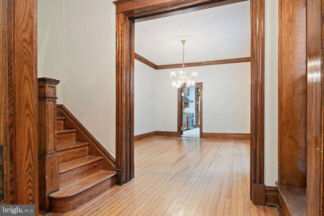 Building Photo - 1120 East Capitol St NE