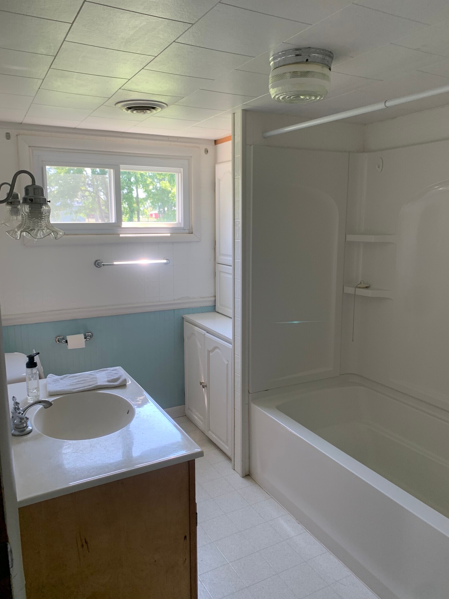 Building Photo - 608 Wilson St