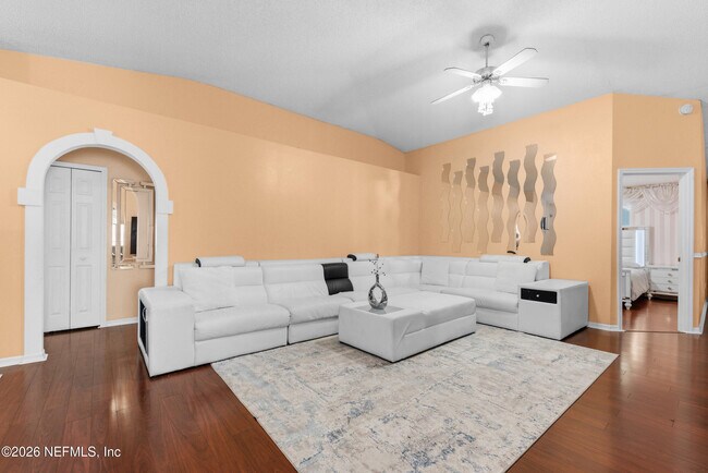 Building Photo - 2656 Lantana Lakes Dr E