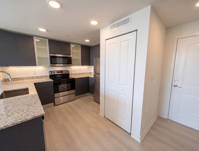 Building Photo - 5579 Millenia Park Blvd