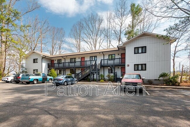 Building Photo - 112 Glenn Bridge Rd
