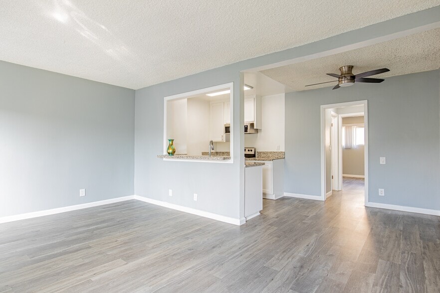 Building Photo - Langdon apts