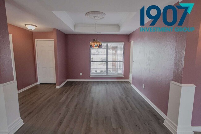 Building Photo - 3017 SW 92nd St