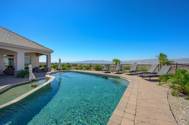 Building Photo - 1362 Pioneer Trail