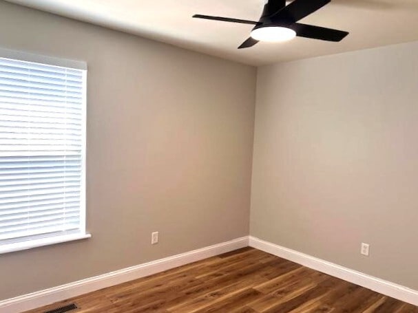 Building Photo - 523 Fortress Ct