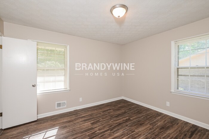 Building Photo - 5420 St Lo Ln