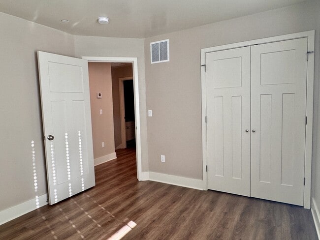 Building Photo - 230 Pello Ln