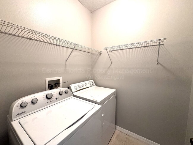 Building Photo - 9556 Muse Pl