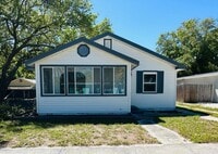 Building Photo - Charming 3 Bed, 2 Bath Oasis: Minutes from...