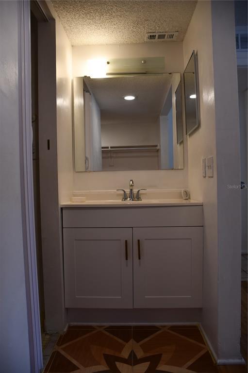 Building Photo - 1171 Calle Del Rey