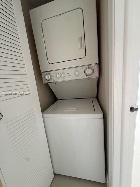 Building Photo - 3300 NE 192 St