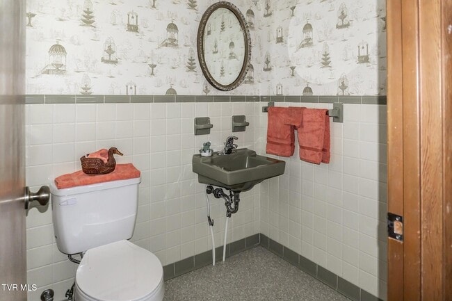 Building Photo - 3655 W Allens Bridge Rd