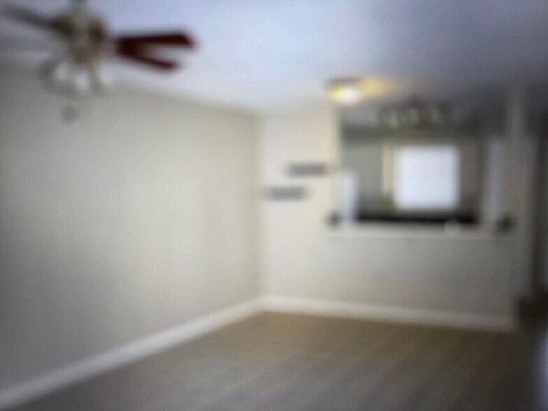 Building Photo - 4356 Stumberg Ln