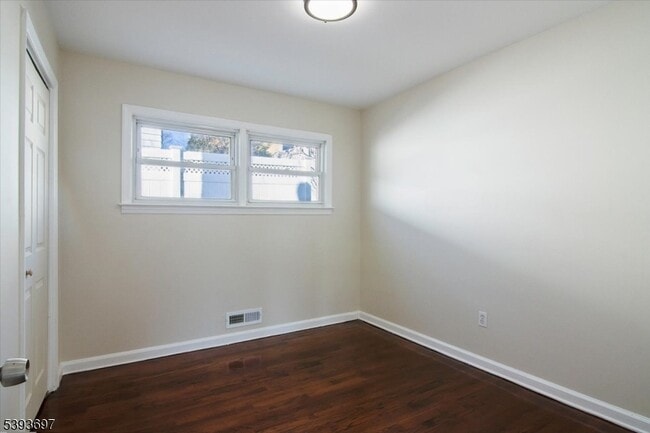 Building Photo - 301 Riverview Rd