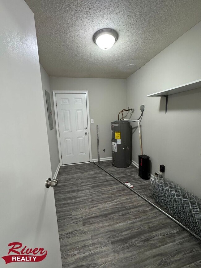 Building Photo - Charming Hephzibah Brick Ranch