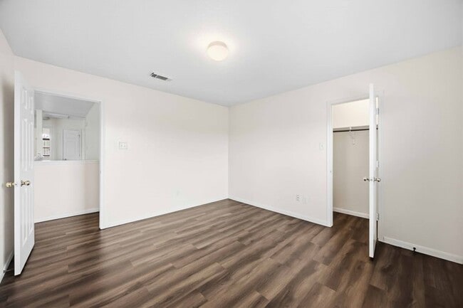 Building Photo - 14015 Crossvale Ln