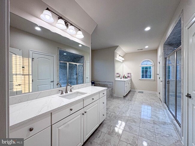 Building Photo - 41523 Cross Canter Dr