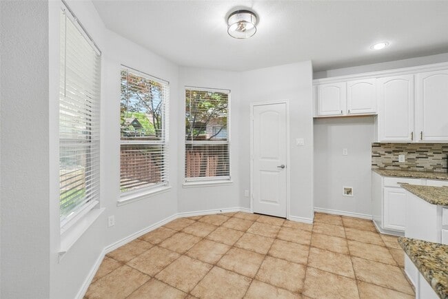 Building Photo - 7816 Rancho De La Osa Tr