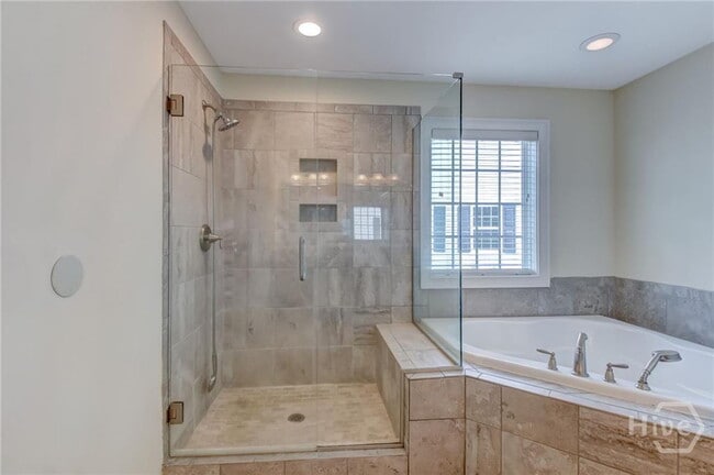 Building Photo - "Spacious 5-Bedroom, 4.5 Bath Retreat at Westbrook Cove at Savannah Quarters!"